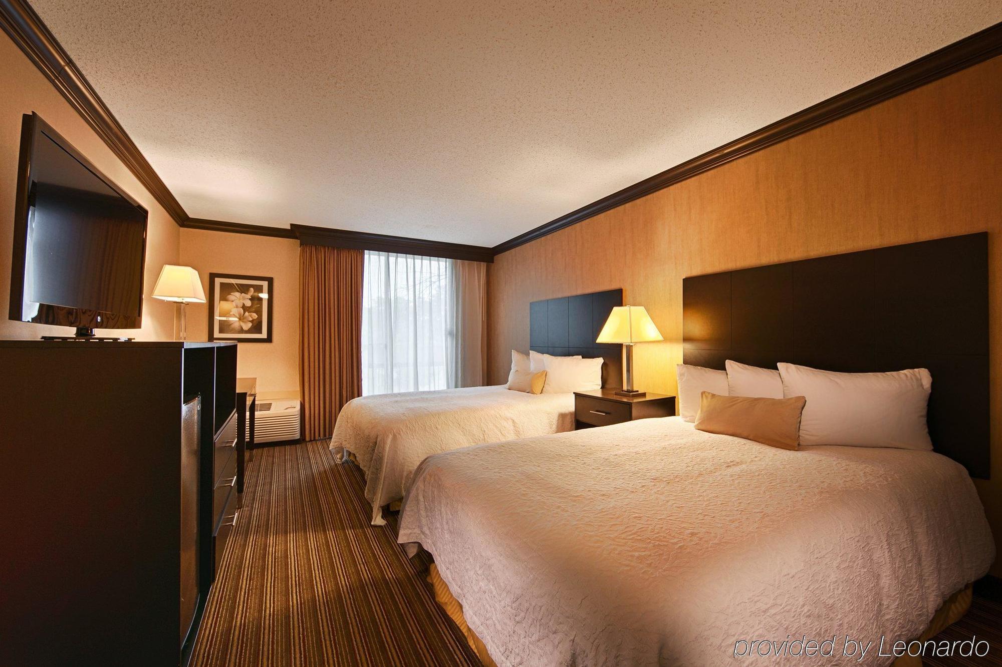 Hotel Wyndham Garden Schaumburg Chicago Northwest Exterior foto